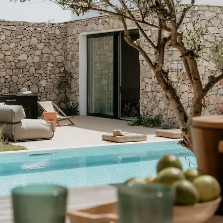 Luxury Authentic Heated Pool Sea View Gornje Selo