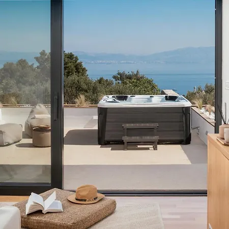 Villa Luxury Authentic Heated Pool Sea View *