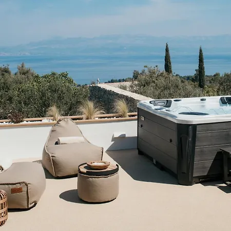 Villa Luxury Authentic Heated Pool Sea View *