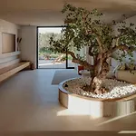 Luxury Authentic Heated Pool Sea View