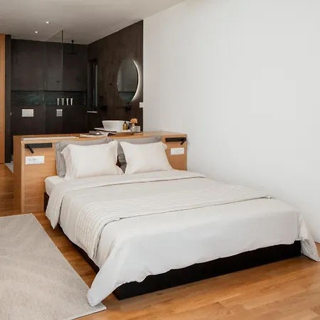 Luxury Authentic Heated Pool Sea View Gornje Selo