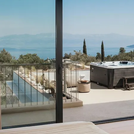 Vila Luxury Authentic Heated Pool Sea View *